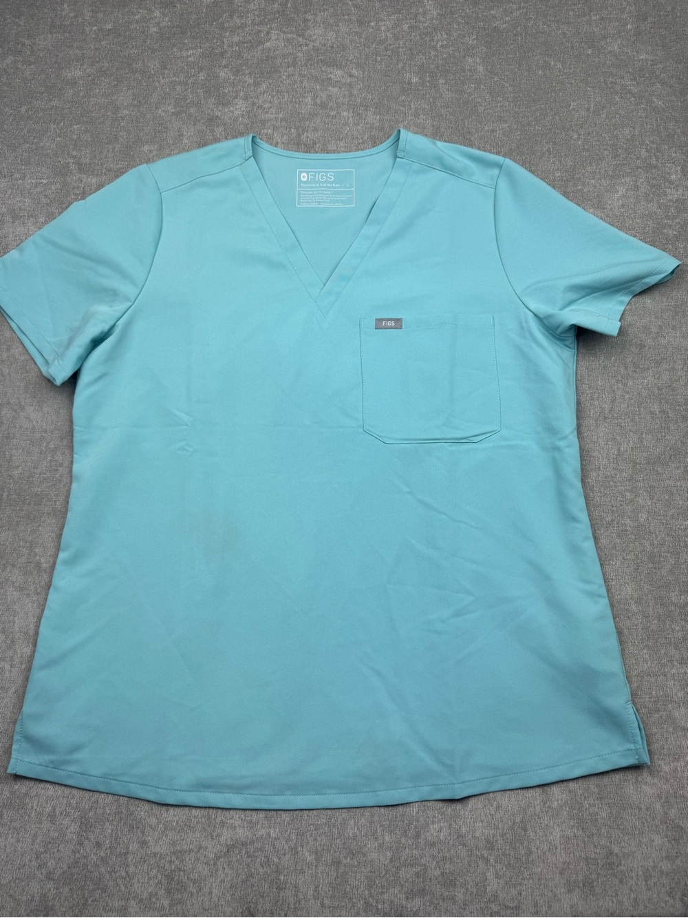 Figs Catarina One Pocket Scrub Top in Sea Glass Womens Size Large